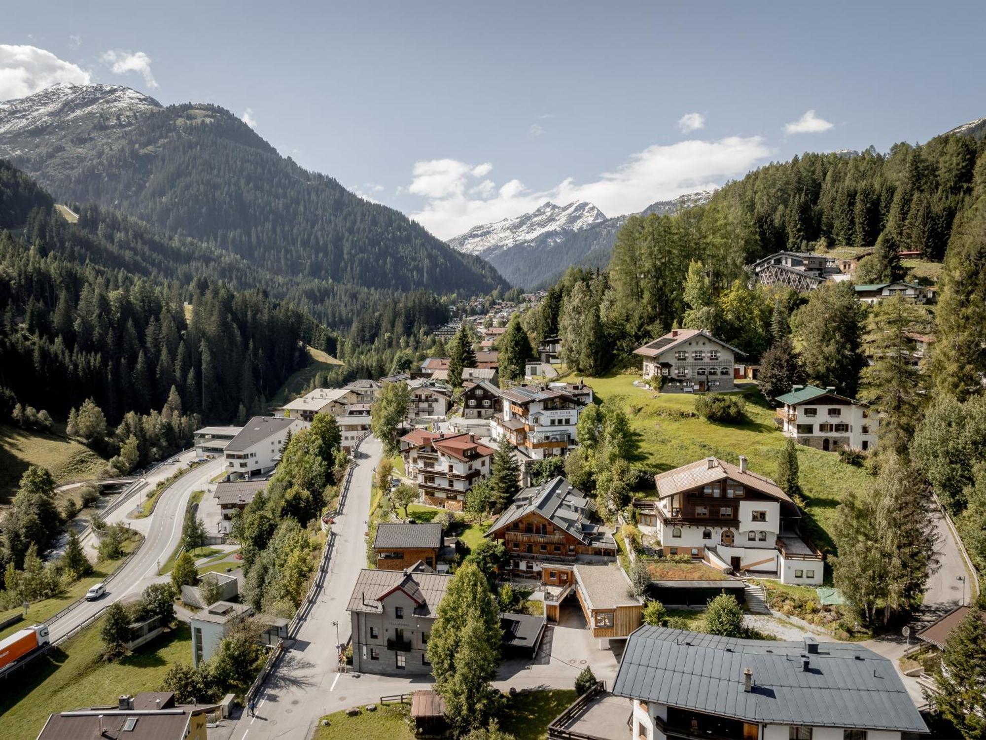 Quality Hosts Arlberg - Haus Pepi Eiter Hotel Sankt Anton am Arlberg Exterior photo