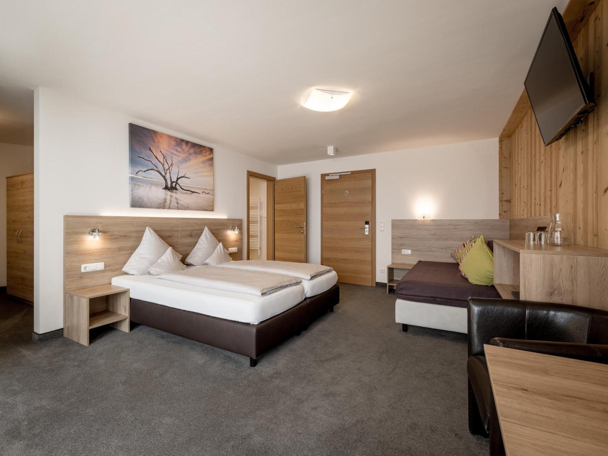 Quality Hosts Arlberg - Haus Pepi Eiter Hotel Sankt Anton am Arlberg Exterior photo