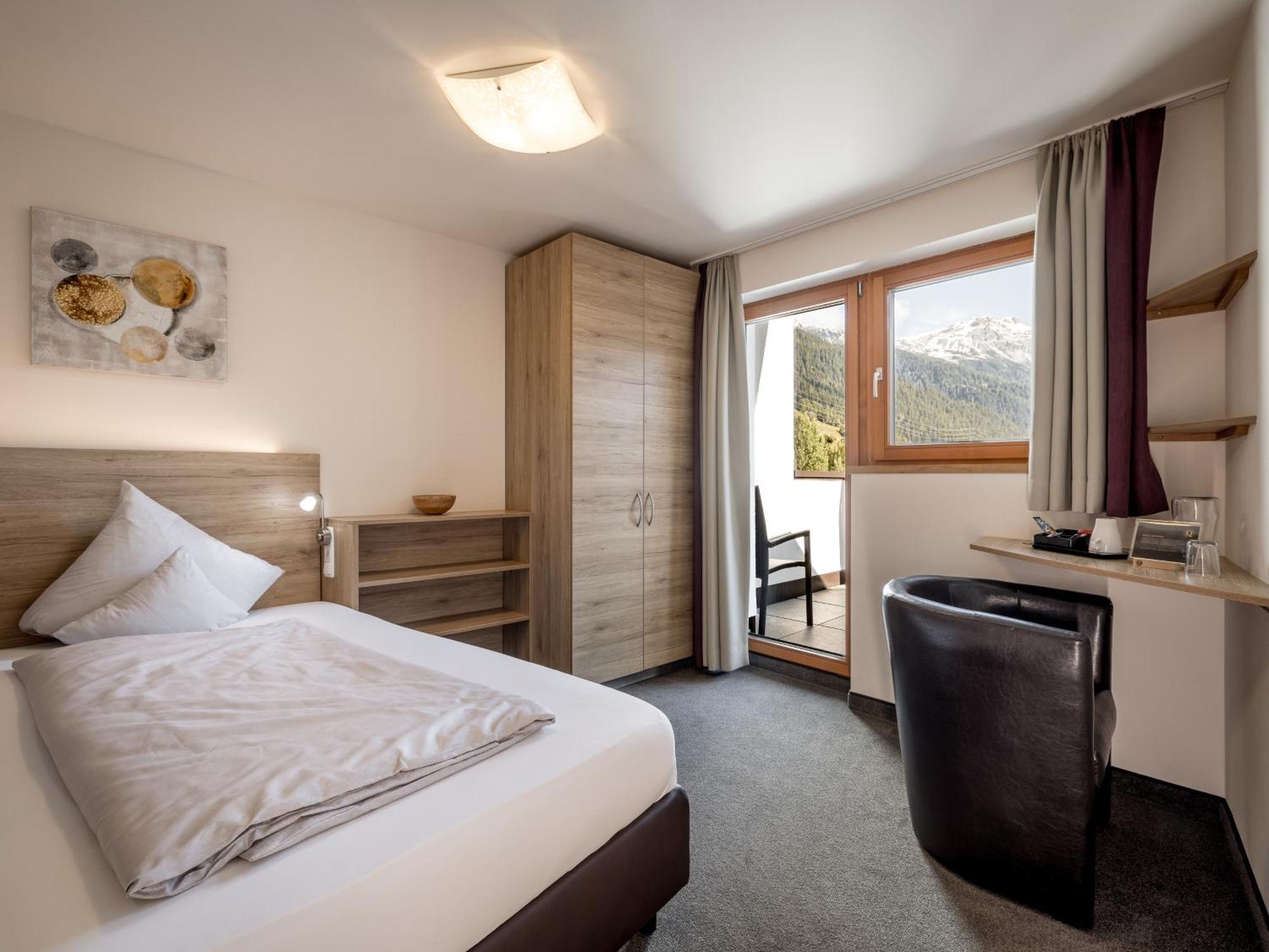 Quality Hosts Arlberg - Haus Pepi Eiter Hotel Sankt Anton am Arlberg Exterior photo